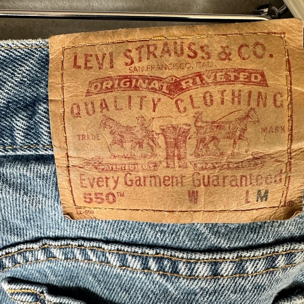 VTG Levi Strauss 550 Jeans Women 14 MIS M Relaxed Light Wash Blue Denim GUC